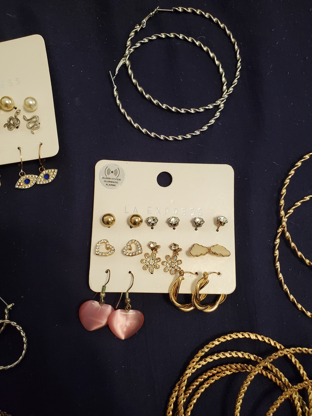 Mixed Earring & Bracelet Set - Picture 4 of 11